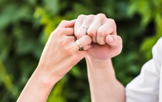 找南京小三分离机构拆散婚外情有用吗？